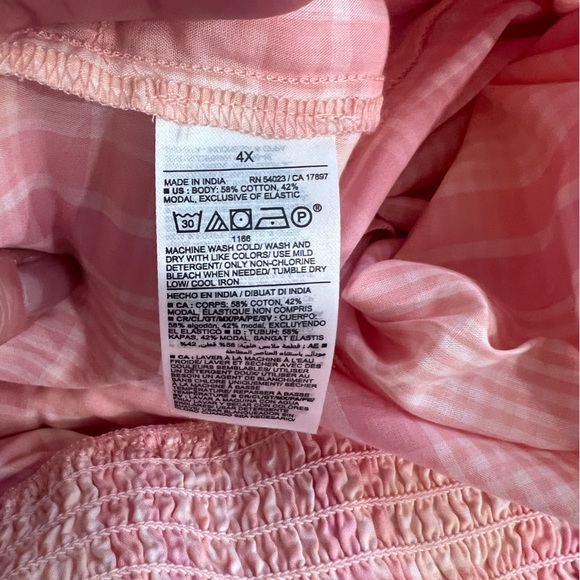 Old Navy NWT High-Waisted Cropped Smocked Pink Plaid Pajama Pants 4x - Picture 5 of 7